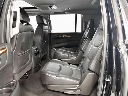 2020 Cadillac Escalade ESV Luxury