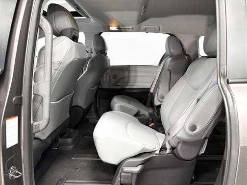 2024 Toyota Sienna XLE 7 Passenger
