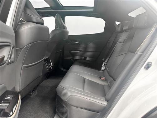 2024 Toyota Crown Platinum