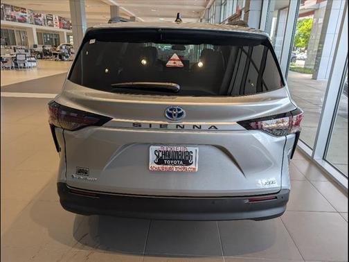 2025 Toyota Sienna XLE 7 Passenger