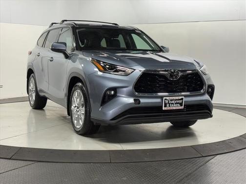 2022 Toyota Highlander Limited