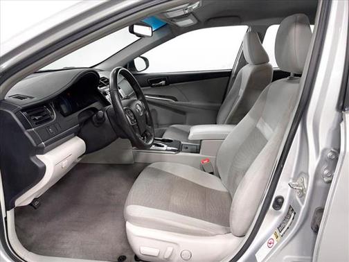 2014 Toyota Camry Hybrid XLE