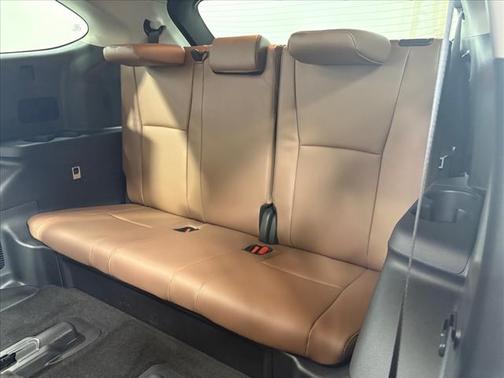2025 Toyota Highlander Hybrid Limited
