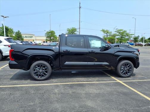 2025 Toyota Tundra Hybrid Platinum
