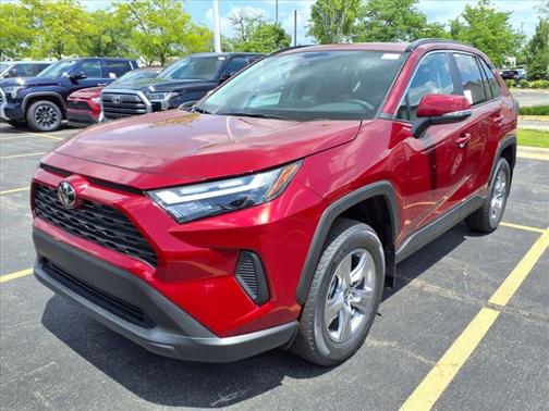 2025 Toyota RAV4 XLE