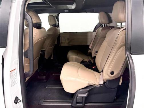 2023 Toyota Sienna XLE 7 Passenger