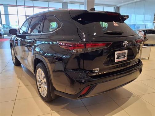2025 Toyota Highlander Limited