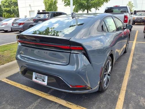 2025 Toyota Prius XLE