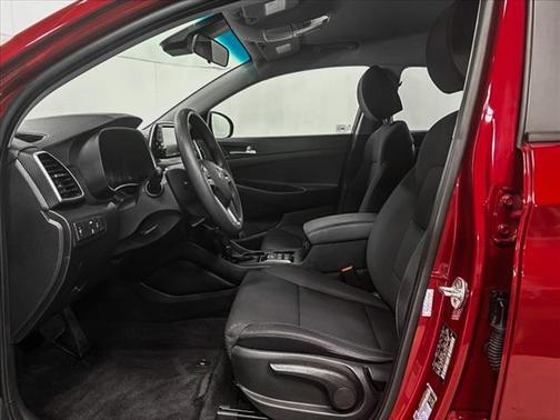 2021 Hyundai TUCSON SE