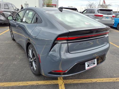 2025 Toyota Prius XLE