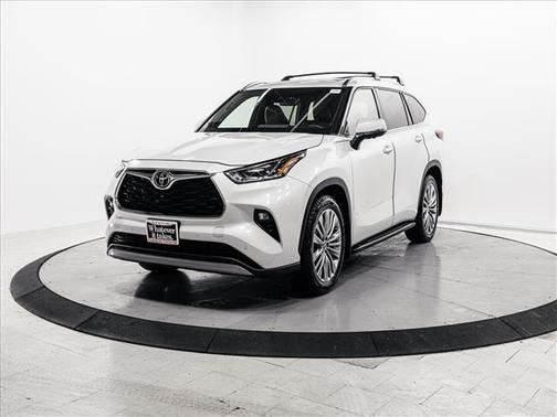2023 Toyota Highlander Platinum