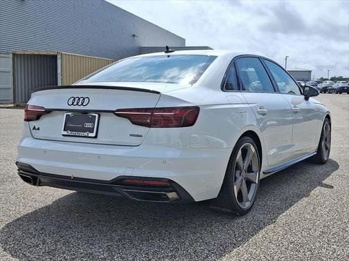 2023 Audi A4 45 S line Premium Plus
