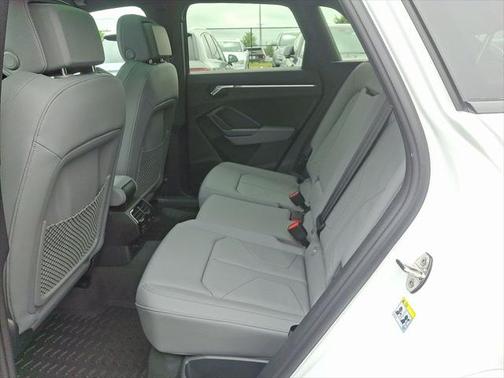 2025 Audi Q3 Premium