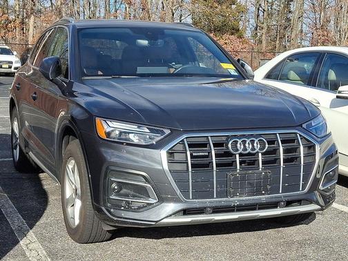 2023 Audi Q5 40 Premium