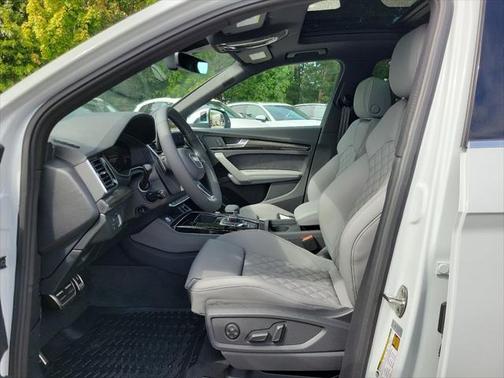 2024 Audi SQ5 3.0T Premium Plus