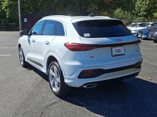 2025 Audi Q5 Premium Plus TFSI quattro S tronic