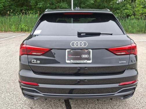 2022 Audi Q3 Premium Plus