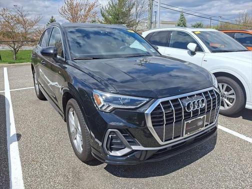 2024 Audi Q3 Premium