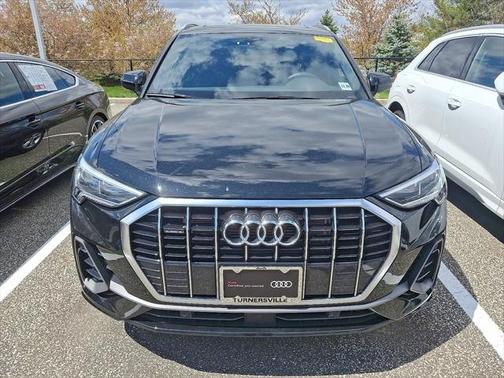 2024 Audi Q3 Premium