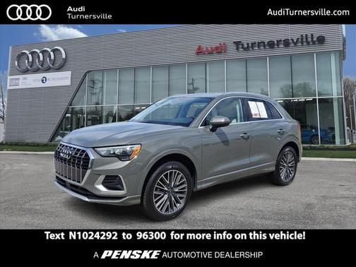 2022 Audi Q3 Premium