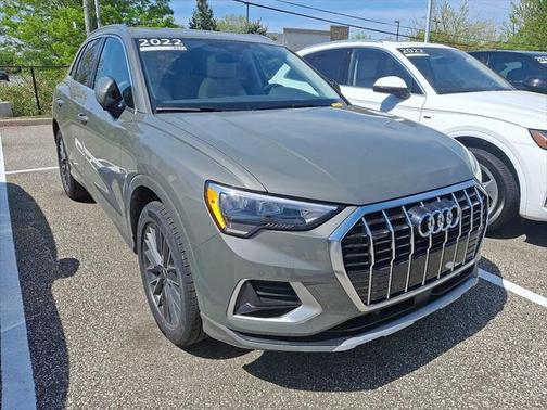 2022 Audi Q3 Premium