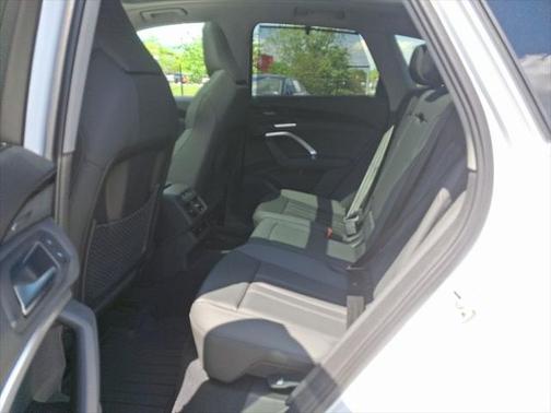 2025 Audi Q5 2.0T Premium
