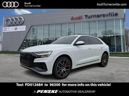 2023 Audi Q8 55 Premium Plus