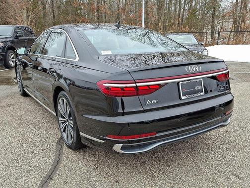 2023 Audi A8 L 55 TFSI quattro Tiptronic