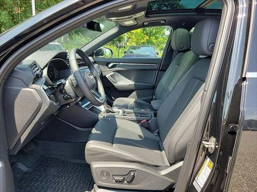 2024 Audi Q3 Premium