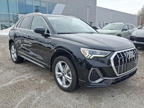 2022 Audi Q3 45 S line Premium Plus