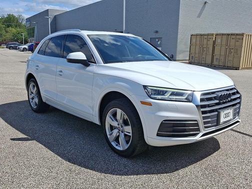 2018 Audi Q5 2.0T Premium Plus