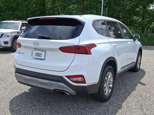 2019 Hyundai SANTA FE SE 2.4