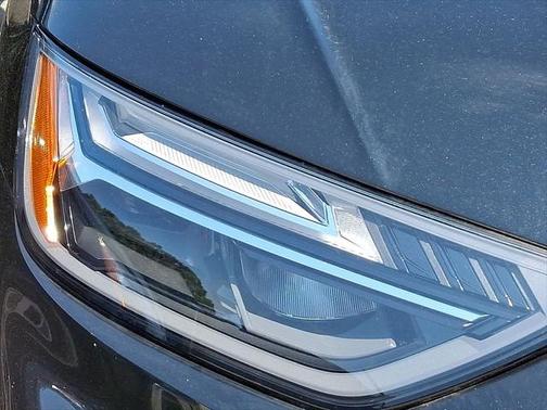 2024 Audi SQ5 3.0T Premium Plus