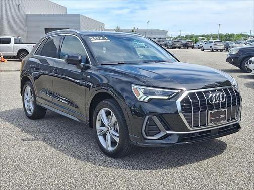 2023 Audi Q3 Premium Plus