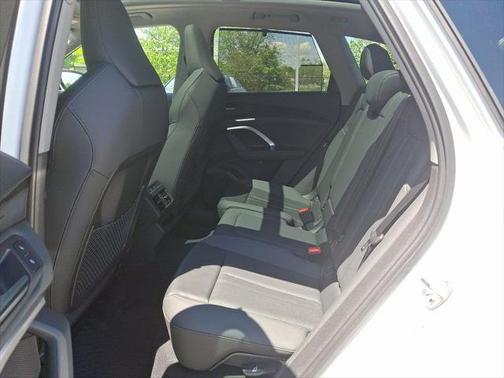2025 Audi Q5 2.0T Premium