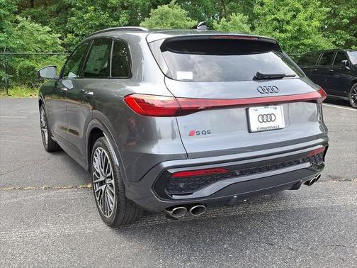 2025 Audi SQ5 quattro
