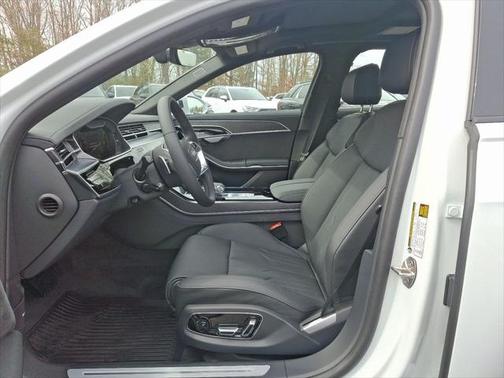 2025 Audi A8 L 55