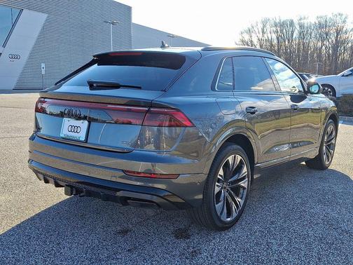 2026 Audi Q8 55 Premium Plus