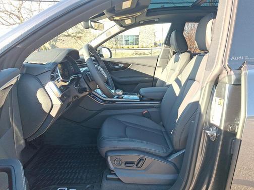 2026 Audi Q8 55 Premium Plus