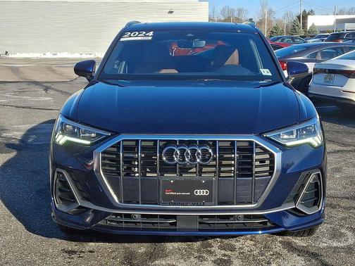 2024 Audi Q3 45 S line Premium Plus