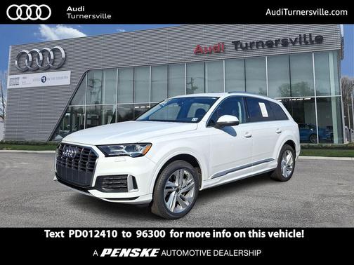 2023 Audi Q7 45 Premium