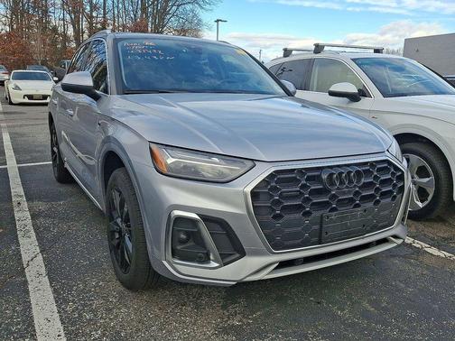 2023 Audi Q5 45 S line Premium Plus