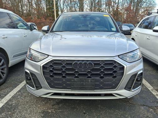 2023 Audi Q5 45 S line Premium Plus