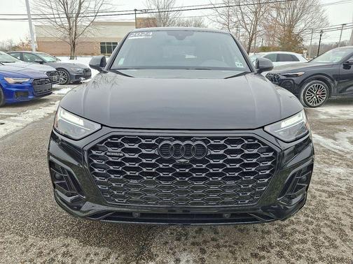 2024 Audi Q5 45 S line Premium Plus