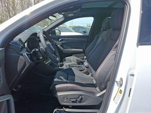 2025 Audi Q3 45 S line Premium Plus