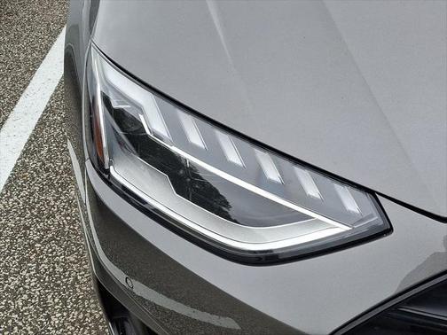 2022 Audi A4 40 Premium Plus