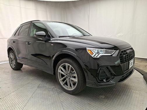 2025 Audi Q3 Premium