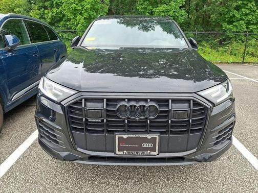2022 Audi Q7 55 Premium Plus