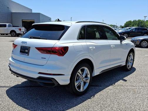 2022 Audi Q3 Premium