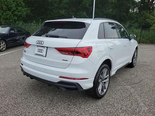 2024 Audi Q3 Premium